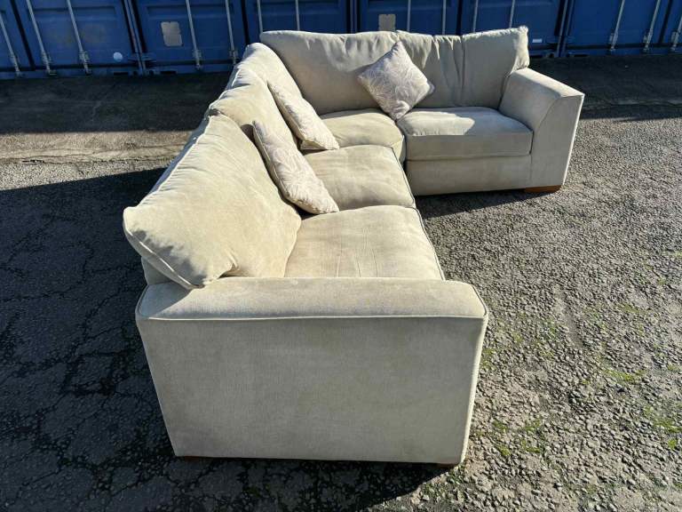 Large beige corner sofa DELIVERY AVAILABLE!