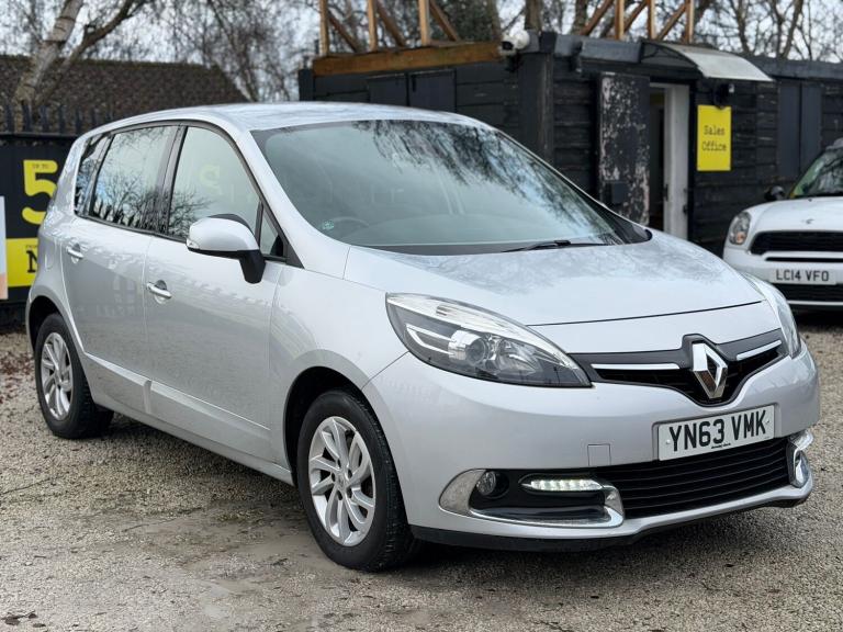 2013 Renault Scenic 1.5 dCi Dynamique TomTom Energy 5dr [Start Stop] MPV DIESEL Manual
