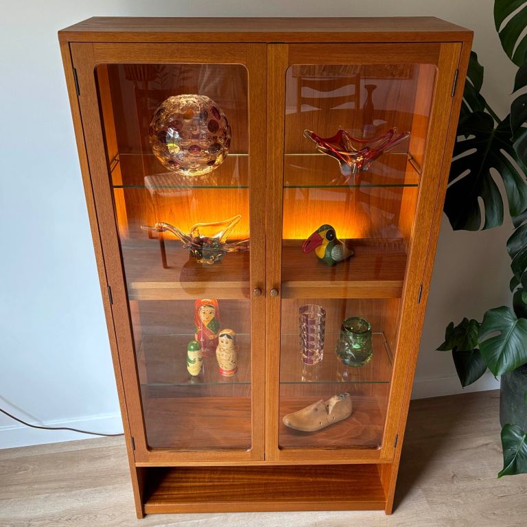Mid-Century G-Plan Fresco Freestanding Display Case / Cabinet with Glazed Doors 
