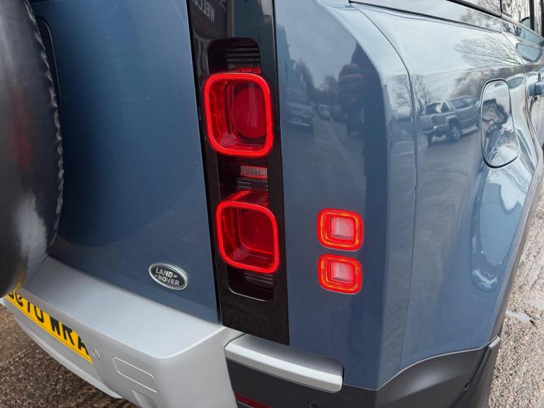 2020 Land Rover Defender 110 3.0 D300 MHEV SE Hard Top SUV Auto 4WD MWB Euro 6 (s/s) 5dr PANEL VA...