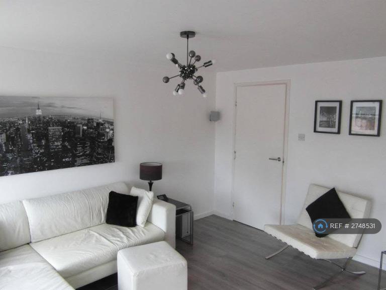 2 bedroom flat in Wilson Street, Glasgow, G1 (2 bed) (#2748531)