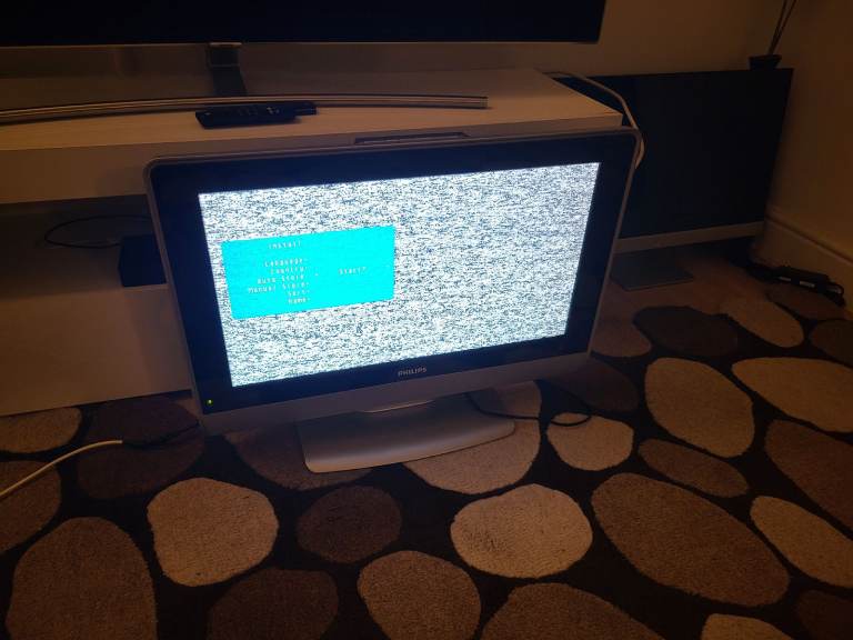 PHILIPS FHD LED TV 25 INCH LIKE NEW