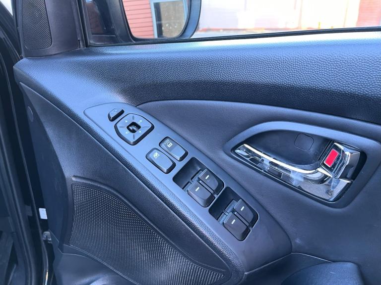 HYUNDAI IX35 1.7 CRDi Premium 2012