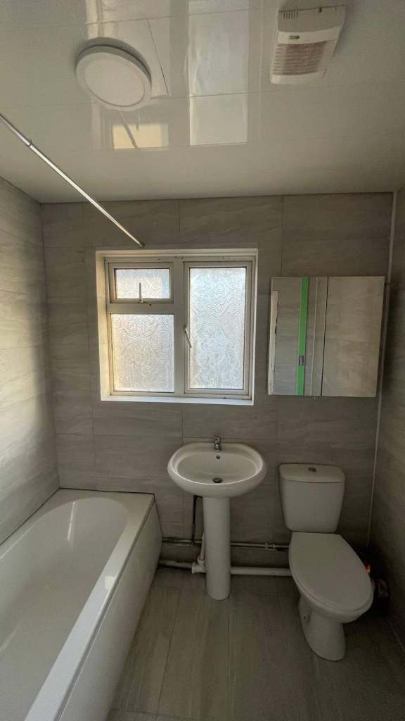 1 Bed Flat, Frimley, Surrey