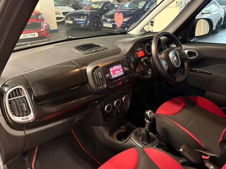 2013 Fiat 500L 1.4 Pop Star 5dr MPV PETROL Manual