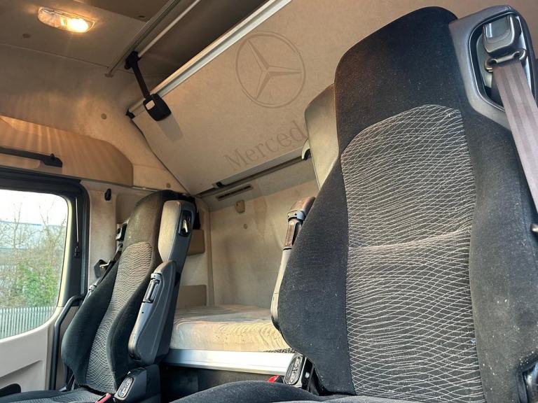 MERCEDES ACTROS 2532 *EURO 6* 26 TONNE CURTAINSIDE 2019 – BV19 JXK