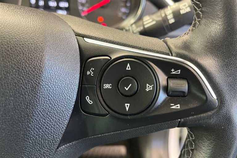 2022 Vauxhall Crossland 1.2 Turbo Ultimate 5dr HATCHBACK PETROL Manual