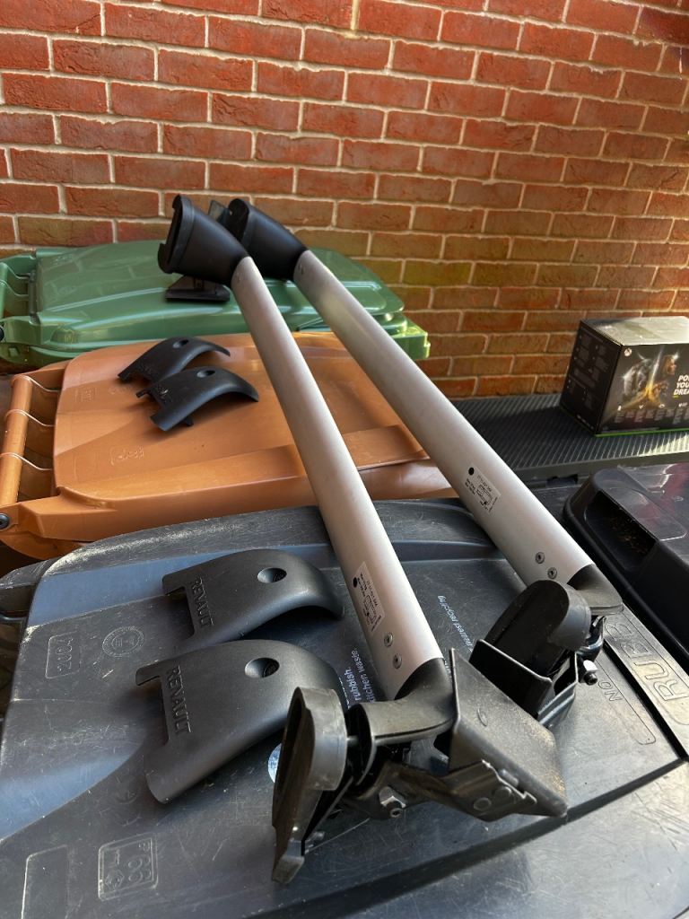 Renault Roof Bars