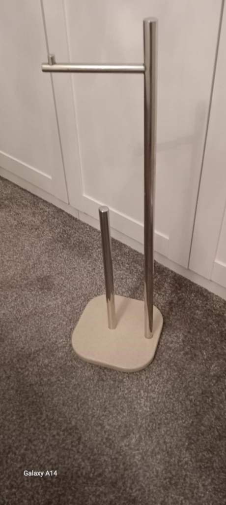 Bathroom accessories 