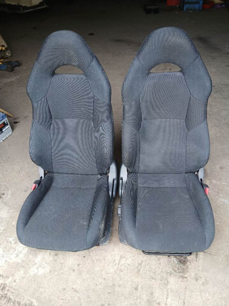 Bucket seats 
