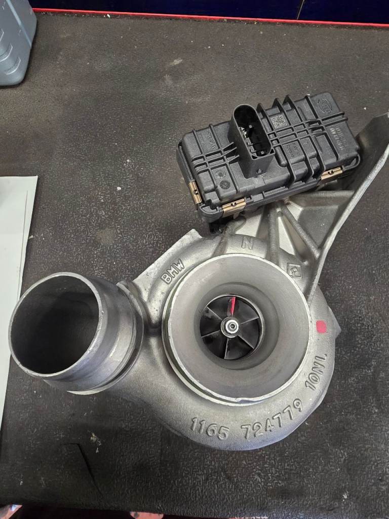 Bmw turbocharger 
