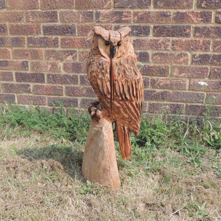 Owl Chainsaw Carving Garden Feature Sculpture Ornament