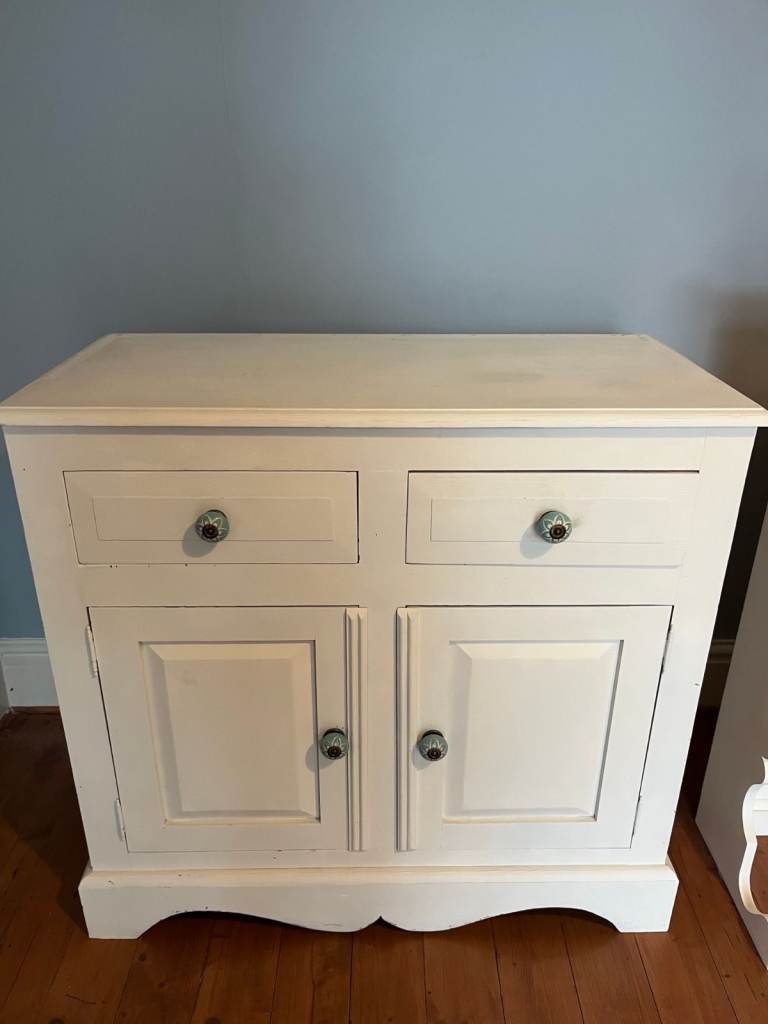 Chalk painted welsh dresser 