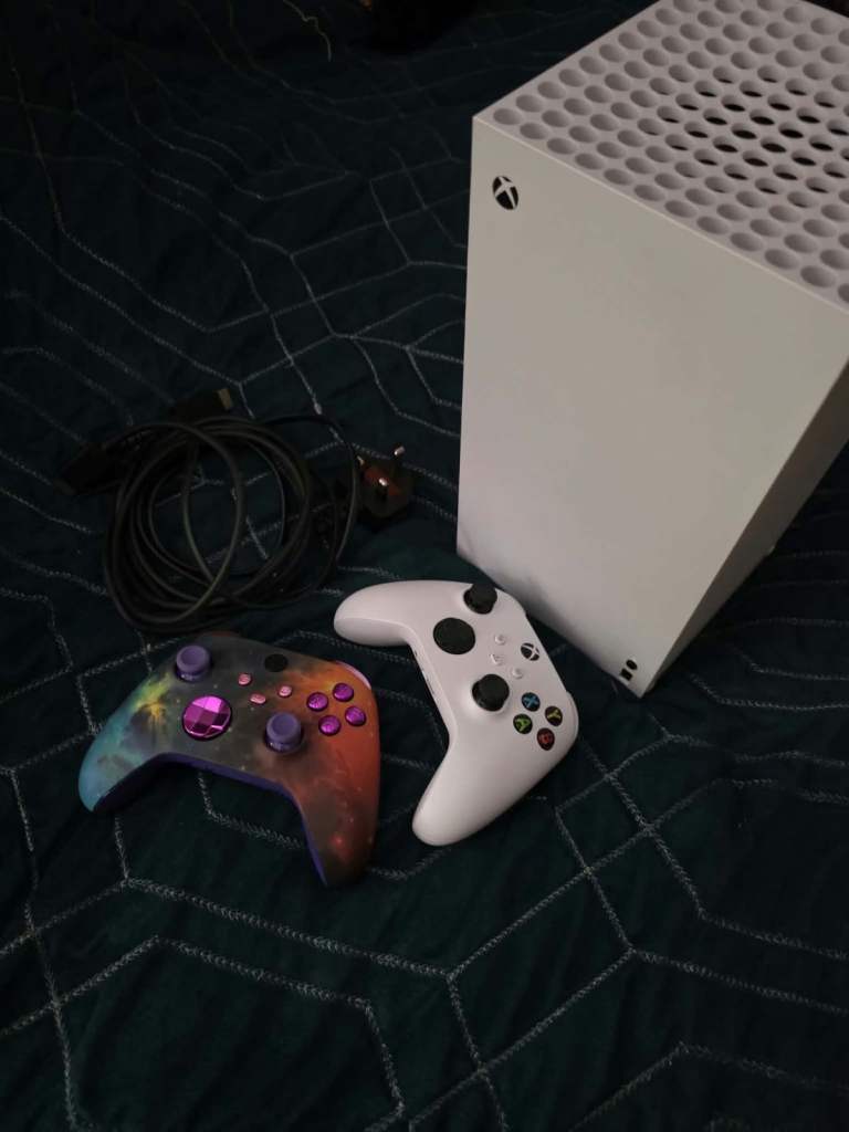 Xbox Series X All-Digital 1TB – Excellent Condition