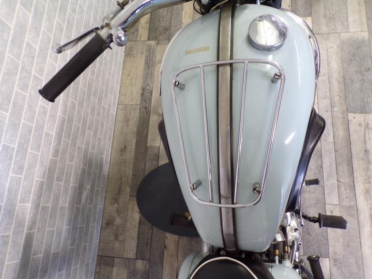 1960 TRIUMPH T120 BONNEVILLE Azure Blue Pearl Grey Fully Restored Rare Exclus...