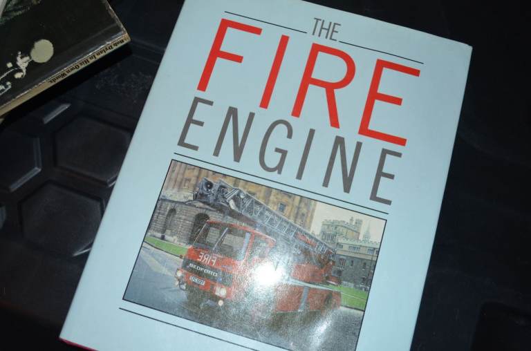 THE FIRE ENGINE HB BOOK 