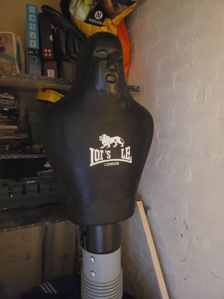 Lonsdale punchman
