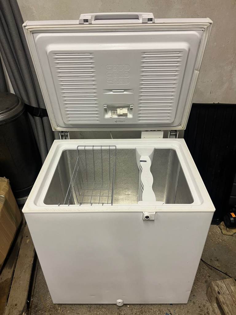 image for Chest Freezer - Whirlpool WCN200 AP