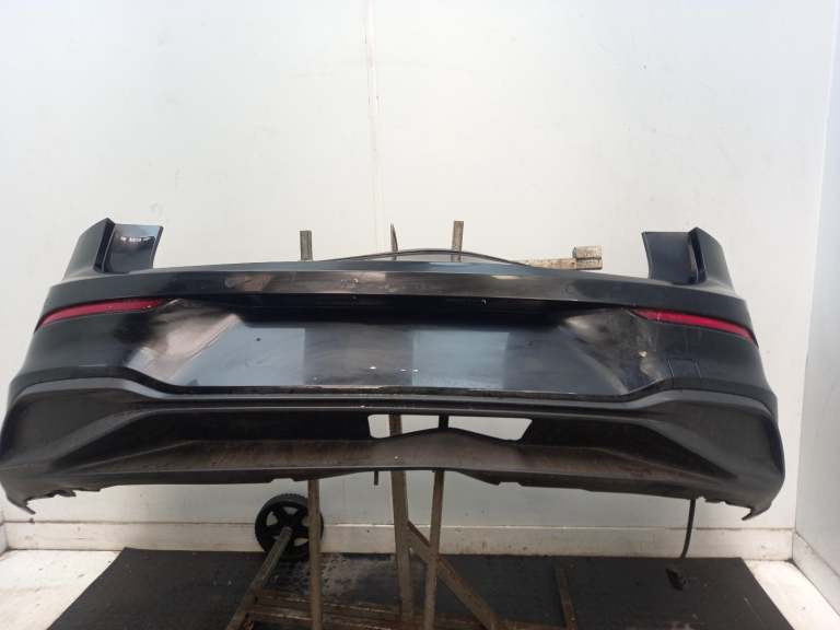 Volkswagen Golf Rear Bumper 2020-2026 Hatchback 0e / Y9t 5h6807417p