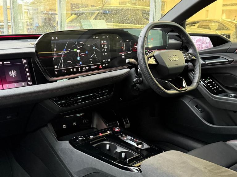 2025 Audi A6 370kW S6 Quattro 100kWh Launch Edition 5dr Auto ESTATE ELECTRIC Automatic