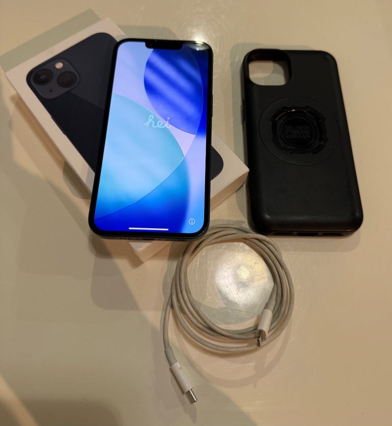 iPhone 13 black titanium 128gb (Unlocked)