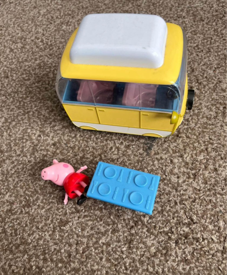 Peppa pig camper van