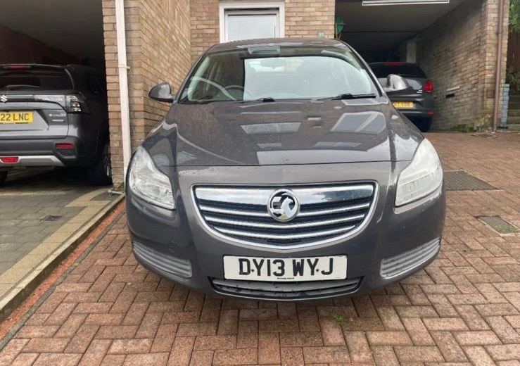 Vauxhall, INSIGNIA, Hatchback, 2013, Manual, 1796 (cc), 5 doors