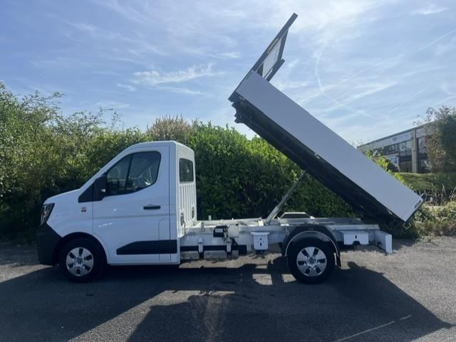 IN STOCK! Renault Trucks Master Tipper Tipping Body Chassis Cab Red Edition