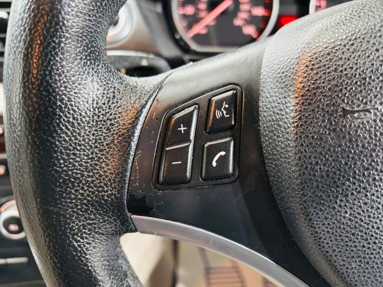 2010 BMW 1 Series 2.0 120d SE Steptronic Euro 5 5dr HATCHBACK Diesel Automatic