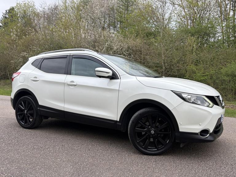 NISSAN QASHQAI 1.2 DIG-T Tekna 2016