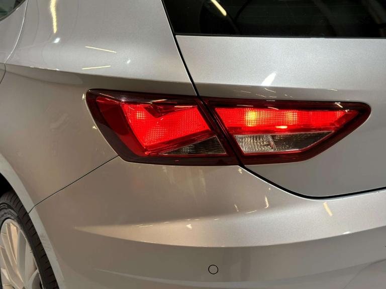 2019 SEAT Leon 1.0 TSI SE Dynamic [EZ] 5dr HATCHBACK PETROL Manual