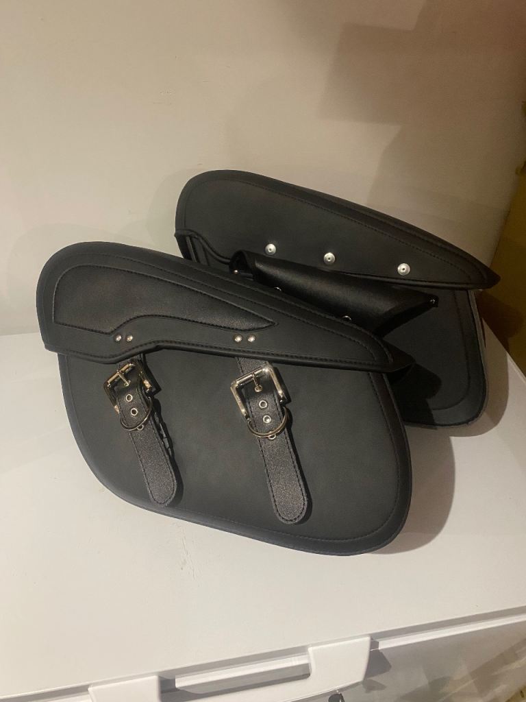Set of motorcycle panniers 