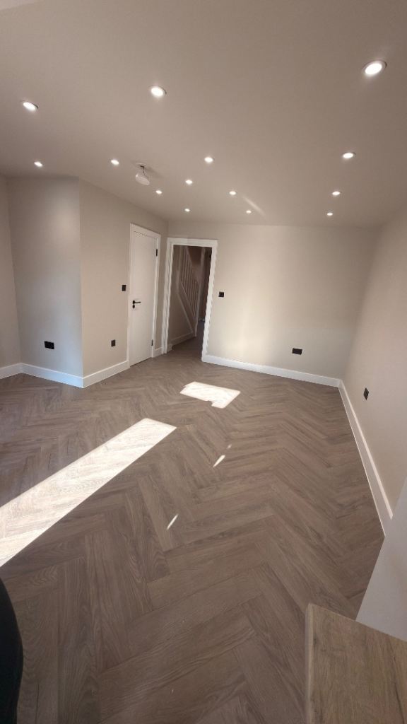 Spacious En Suite Double Room | Newly Refurbished | Great Transport Links