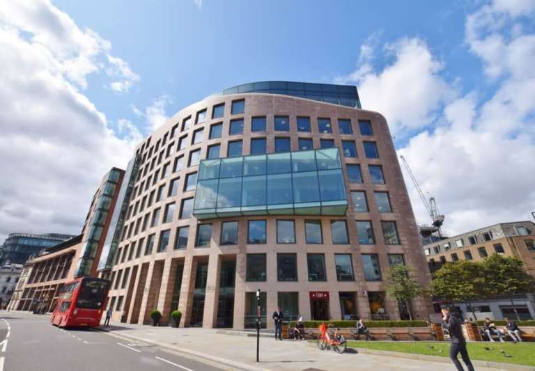 Chancery Lane Serviced Offices - Sizes From 66 to 250 Desks - Flexible Furnished Spaces EC1N