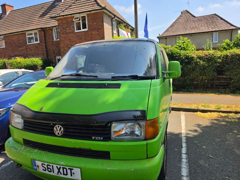 Volkswagon Transporter LWB 1998