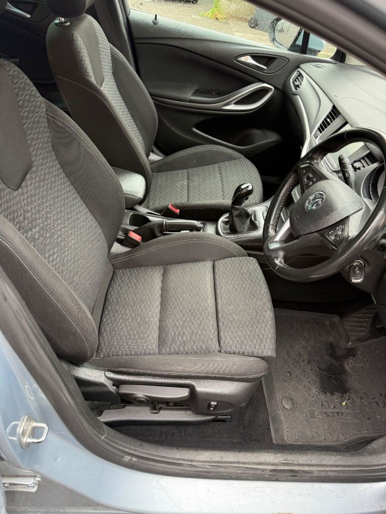 Vauxhall, ASTRA, Estate, 2019, Manual, 1598 (cc), 5 doors