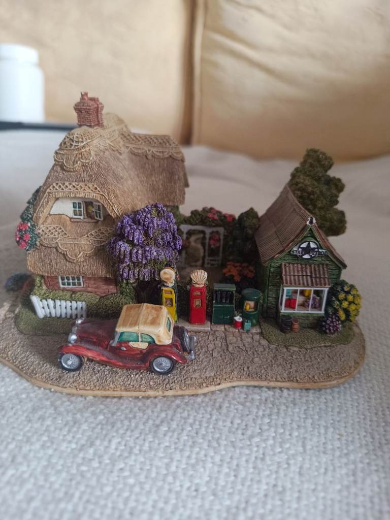 LILLYPUT LANE - BURLEY STREET GARAGE - RARE Vintage 1999