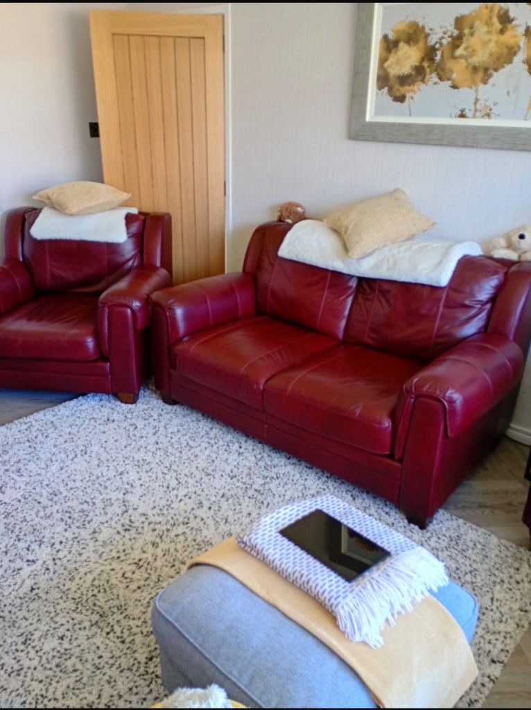 Leather sofa 