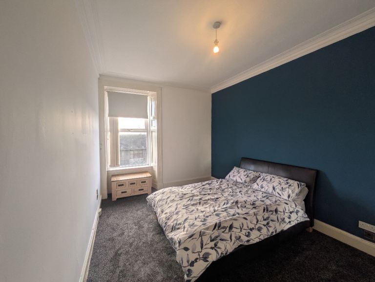 2 bed furnished flat, Clepington Road, Dundee