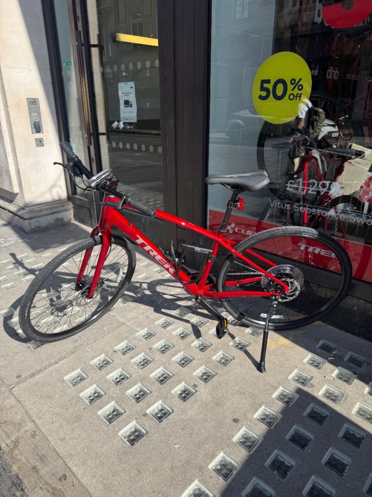 Trek FX 2 Gen 4 Medium Disc Hybrid - 10% off