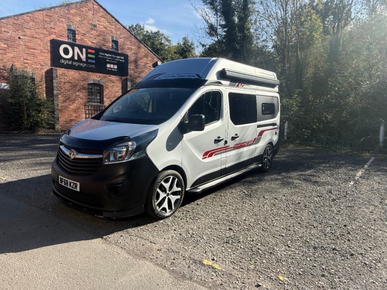 Vauxhall, VIVARO, Panel Van, 2018, Manual, 1598 (cc)