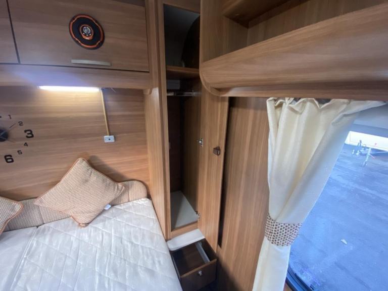 2013 ADRIA ALTEA TRENT 4 BERTH LUXURY TOURING CARAVAN