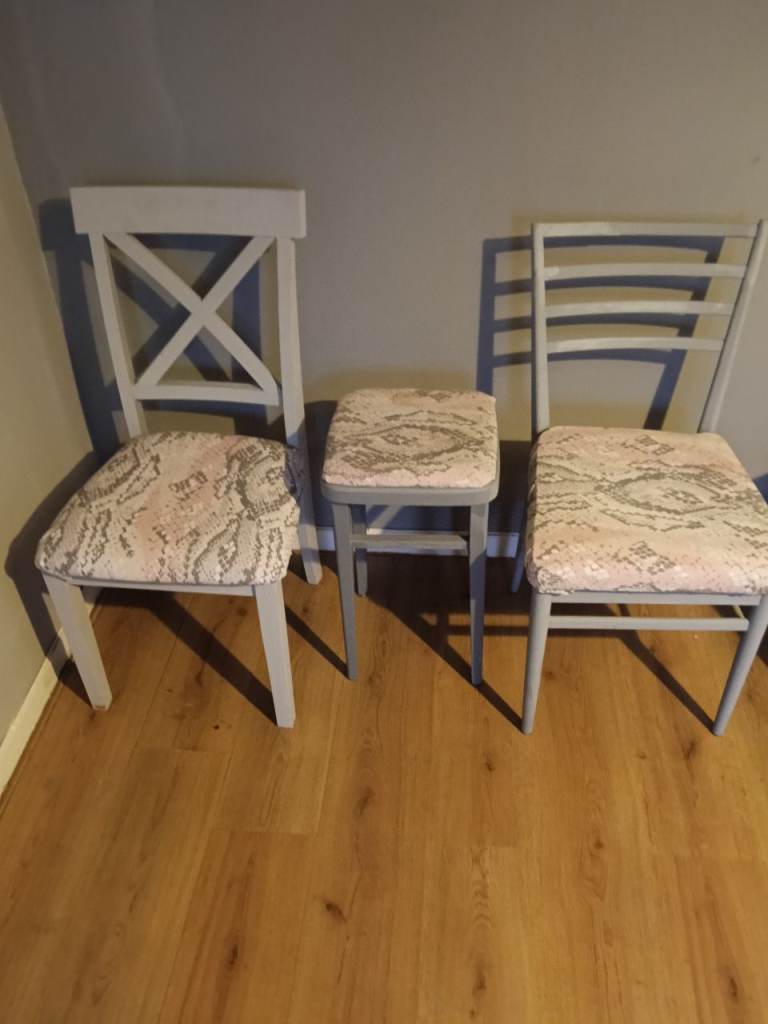 Chairs 3 grey  good   condition buyeruplifts