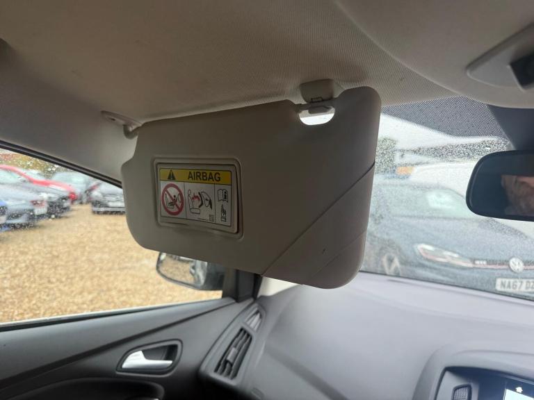 2017 Ford Focus 1.0 EcoBoost 125 Zetec Edition 5dr HATCHBACK PETROL Manual