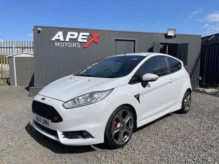 Ford Fiesta 1.6T EcoBoost ST-2 Hatchback 3dr Petrol Manual Euro 5 (182 ps) Hatchback Petrol Manual