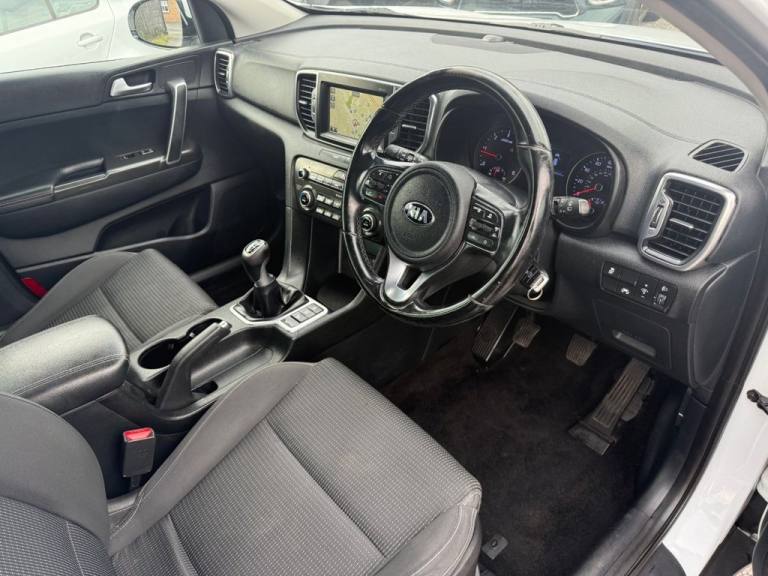 2016 Kia Sportage 1.7 CRDi 2 SUV 5dr Diesel Manual Euro 6 (s/s) (114 bhp) ESTATE Diesel Manual