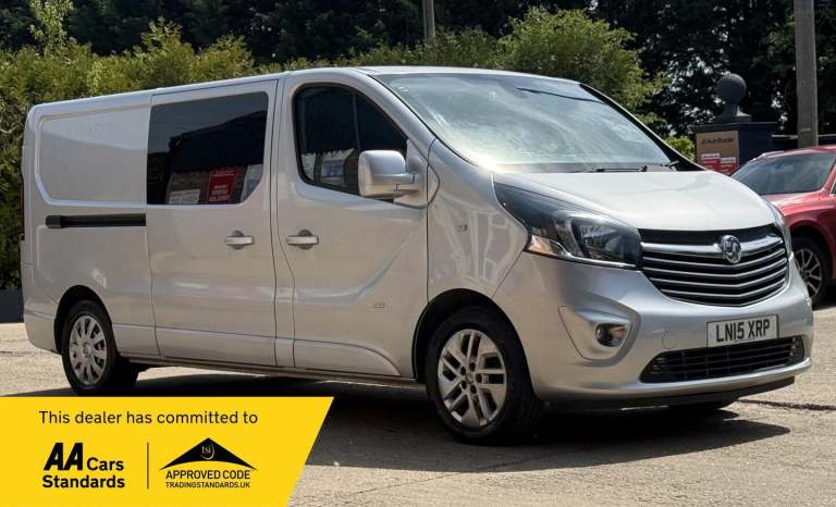 2015 Vauxhall Vivaro 1.6 CDTi 2900 BiTurbo ecoFLEX Sportive Crew Van L2 H1 Euro