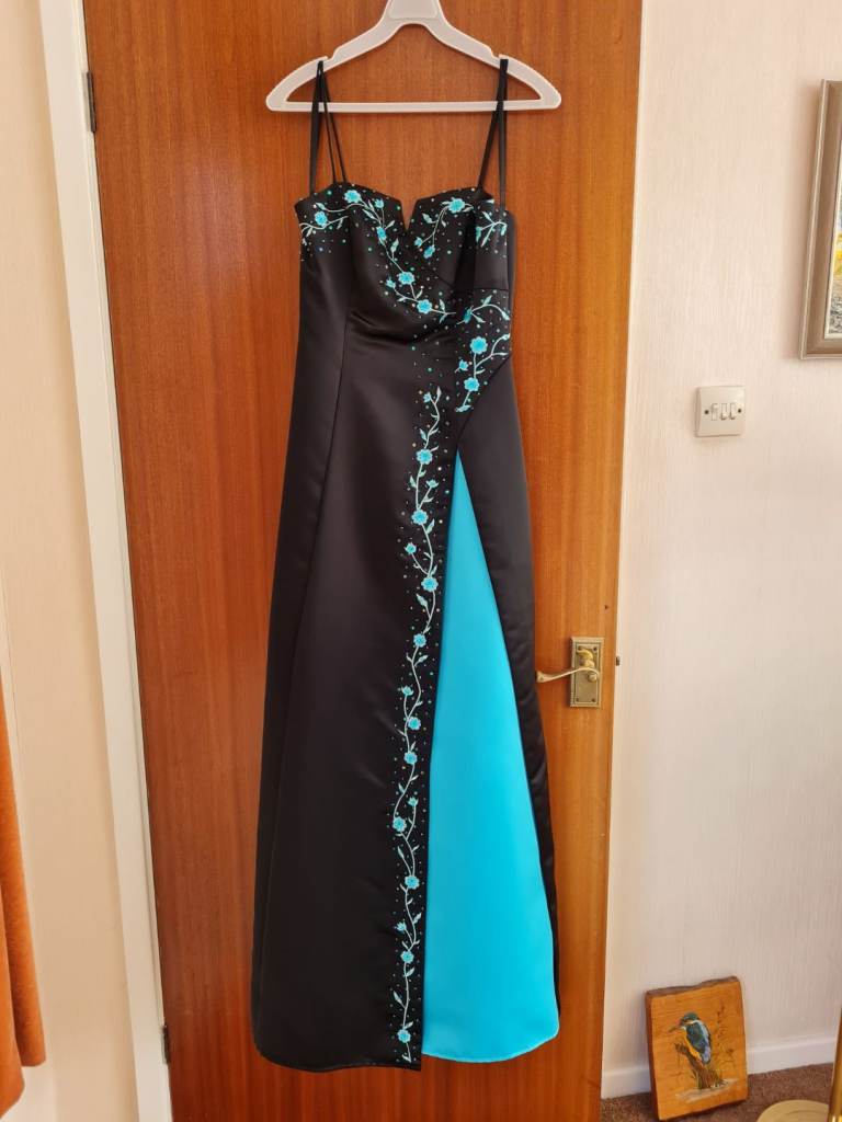 Prom dress/ ball gown