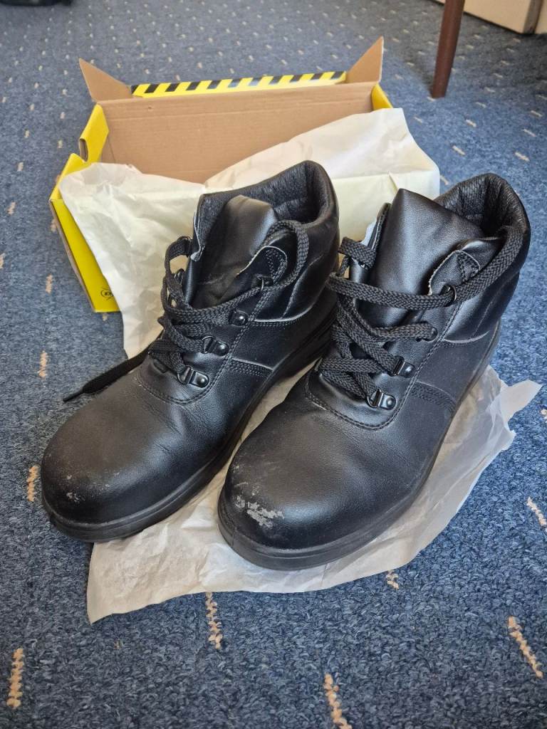 Arco Safety site boots