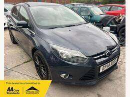 2014 Ford Focus 1.6 125 Zetec Navigator 5dr Powershift HATCHBACK PETROL Automatic